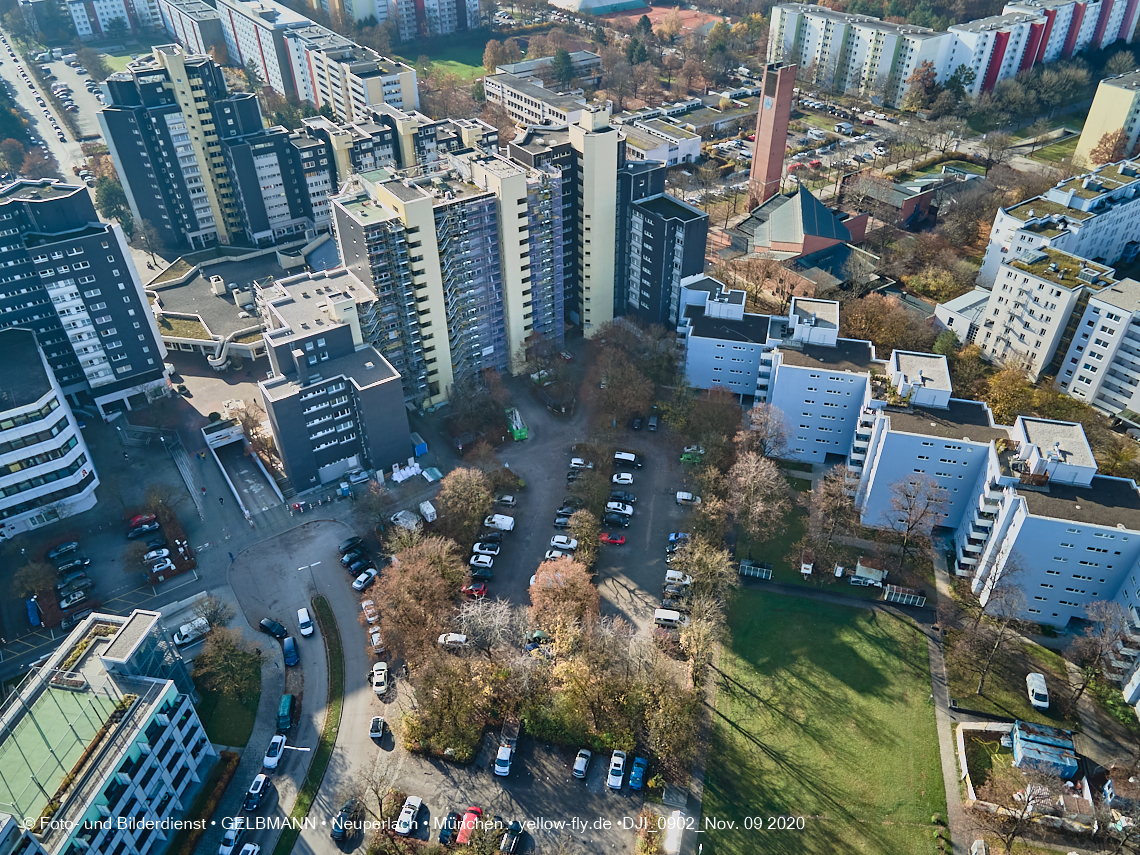 12.11./09.11.2020 - Marx-Zentrum und Umgebung am Karl-Marx-Ring in Neuperlach